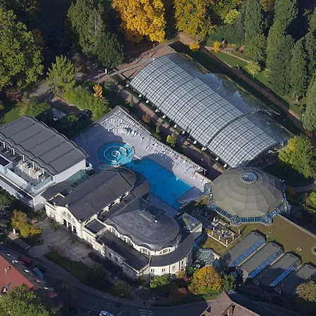 Ausblick I Modern, Zentral, Zum Wohlfuehlen I 5 Min Zu Fuss Zu Therme, Kurpark & I Wlan, Parkplatz Inklusive I Kontaktloser Check-in Aparthotel Badenweiler
