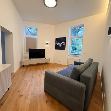 Aparthotel Ausblick I Modern, Zentral, Zum Wohlfuehlen I 5 Min Zu Fuss Zu Therme, Kurpark & I Wlan, Parkplatz Inklusive I Kontaktloser Check-in Badenweiler